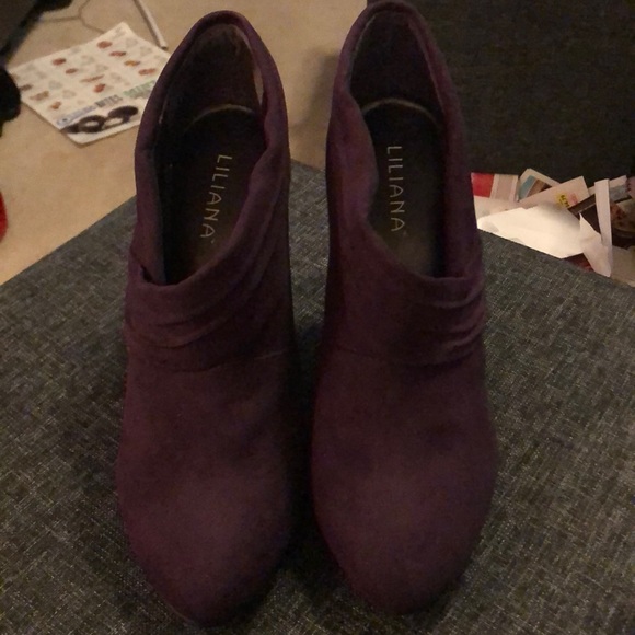 Brand New Lilian - Picture 1 of 3